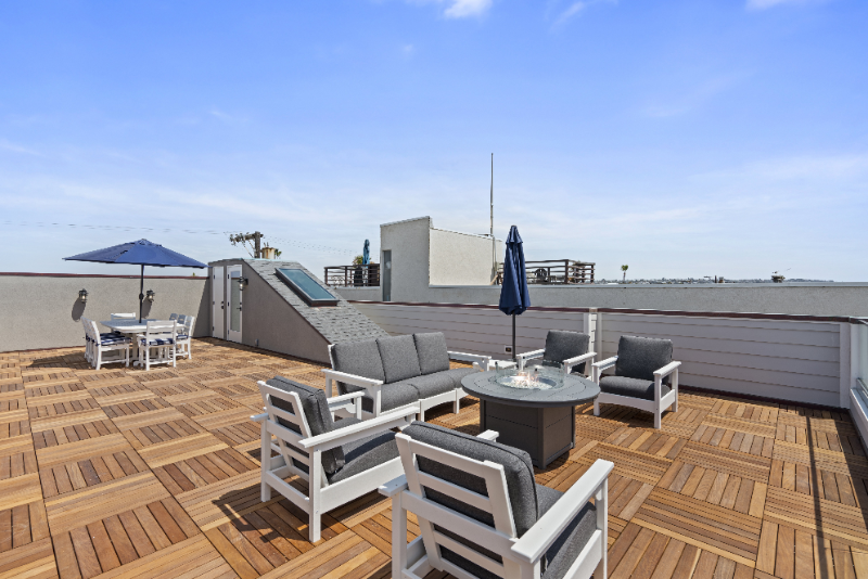 Starrett-Ocean-rooftop-deck-multi-family-unit